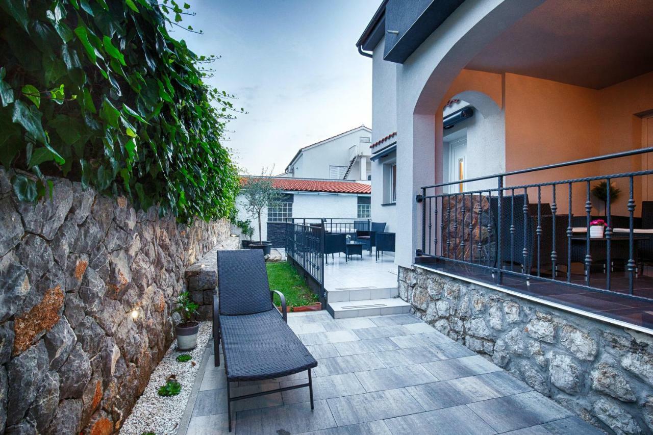 VilaVeja Krk Town Exterior foto